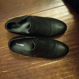 Women's  black shoes